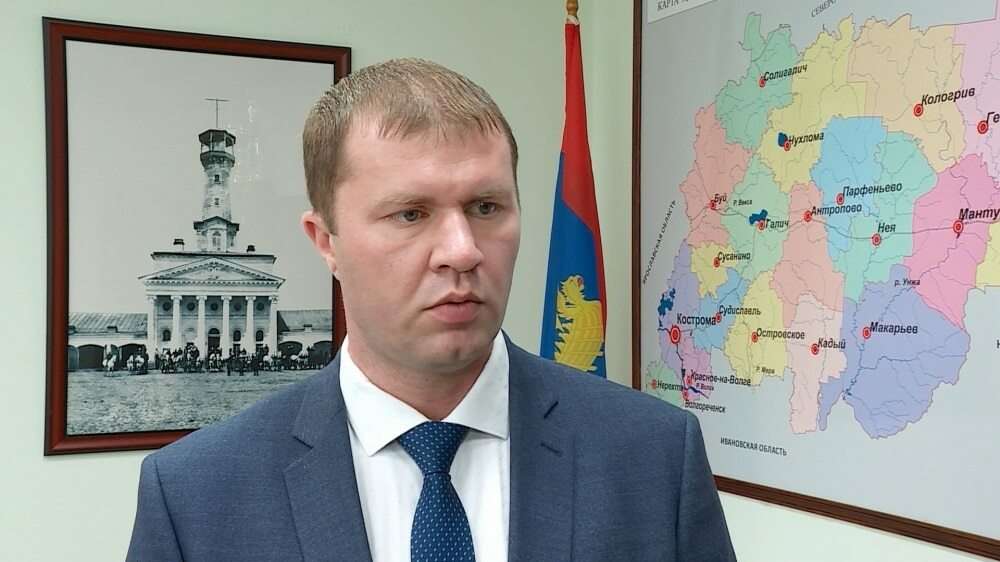 Глава костромского Депздрава и его подчиненные не внесли часть данных в декларации о доходах