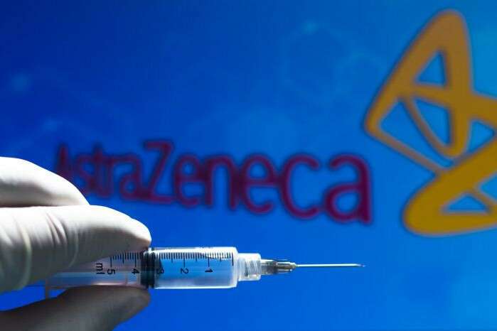 EMA считает «маловероятным» одобрение вакцины против COVID-19 от AstraZeneca в ближайшее время