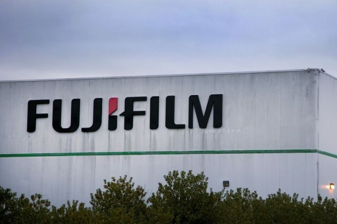 Fujifilm прекращает набор на испытания фавипиравира от COVID-19