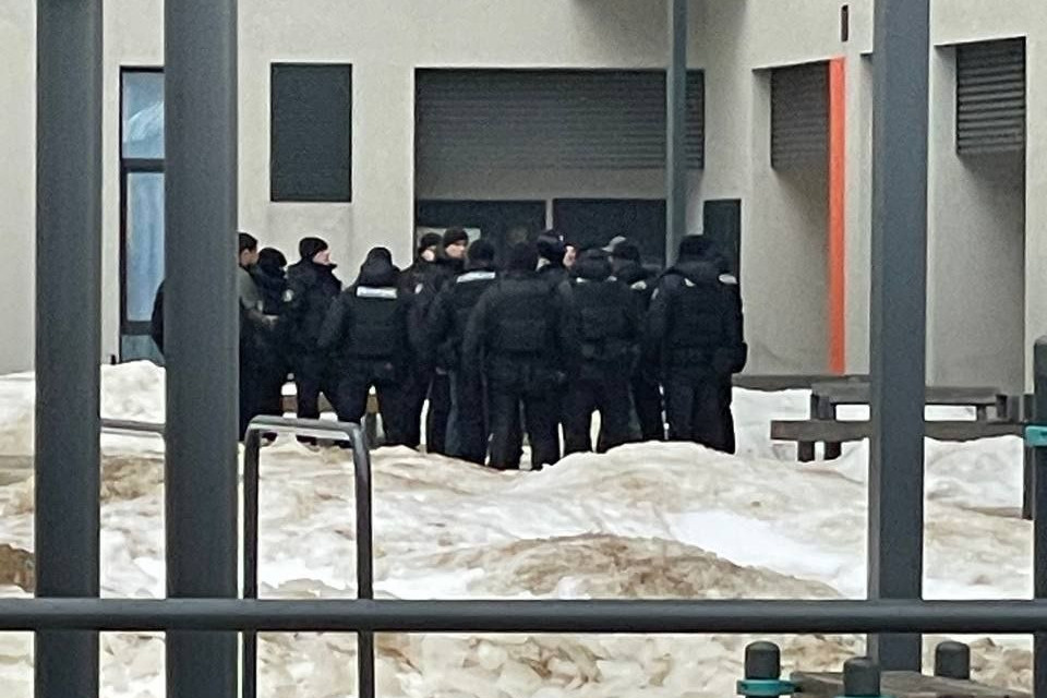 Полиция обнаружила сеть лжеаптек с запрещенными препаратами
