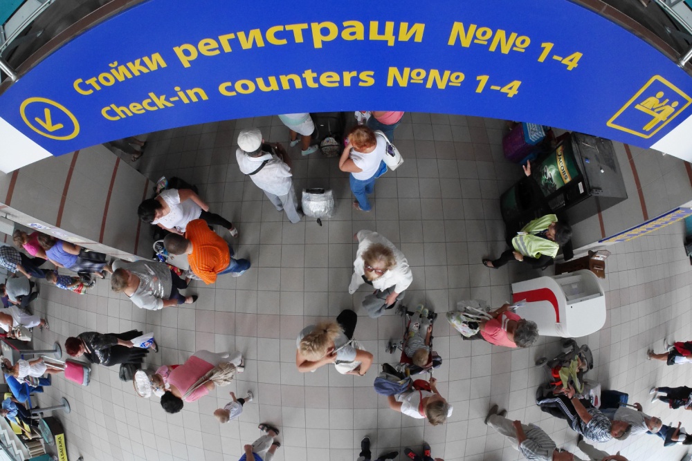 Росстат сообщил о росте в июне выпуска препаратов в рублях