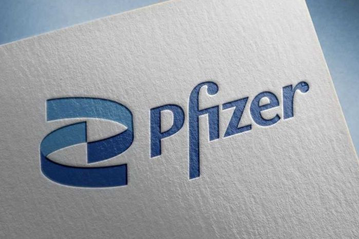 Доходы Pfizer во II квартале упали вдвое