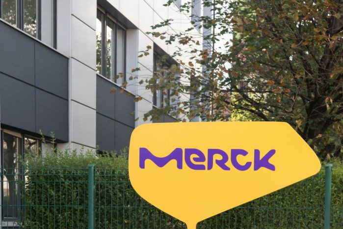 Merck объединится с BenevolentAI и Exscientia для использования ИИ ради разработки лекарств